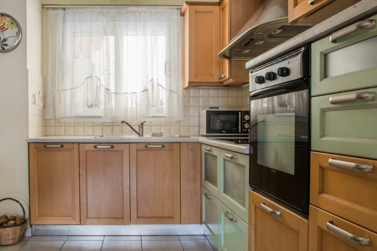 Artemis central apartment Corinth Exterior foto